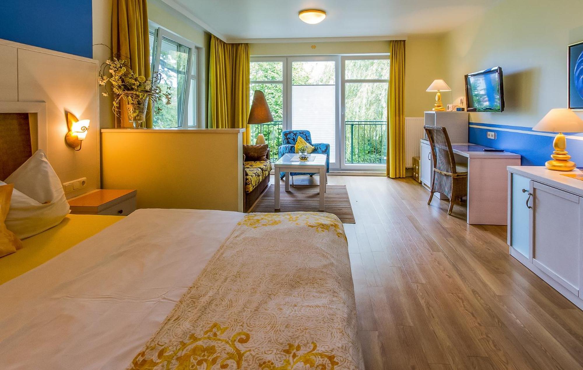 Hotel Garni Inselparadies Цингст Экстерьер фото