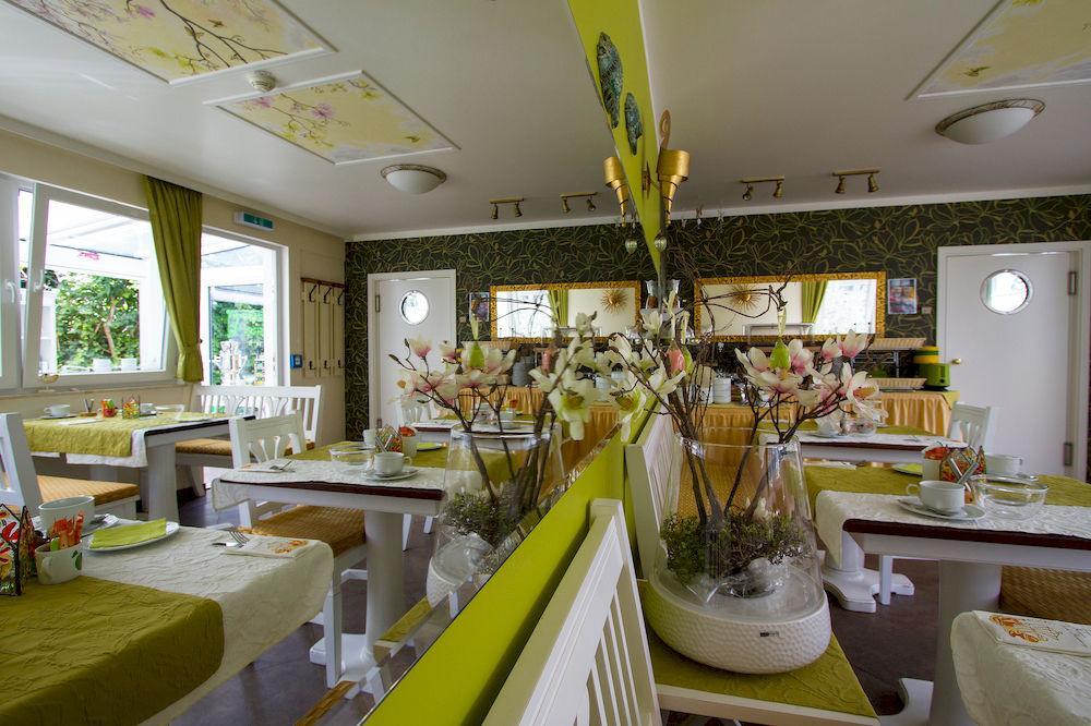 Hotel Garni Inselparadies Цингст Экстерьер фото